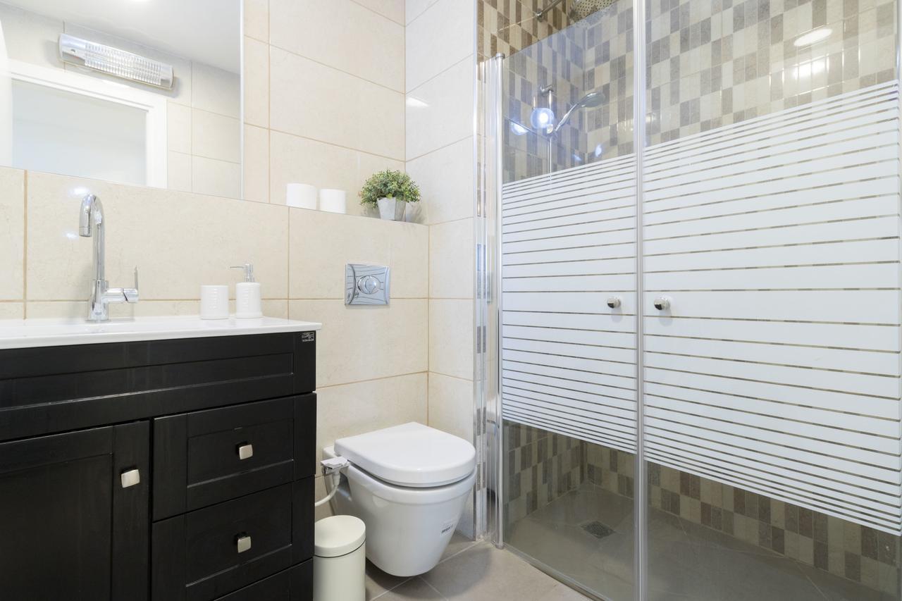 Luxury One-Bedroom Apartment/Parking In City Center Jerusalem Ngoại thất bức ảnh